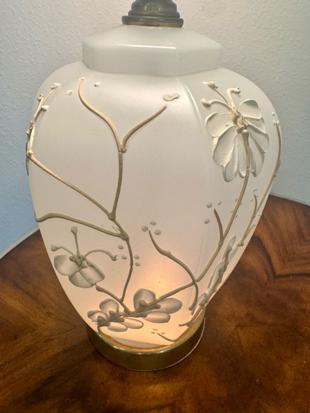 3 Way Glass Satin Table Lamp With Gold and Ivory Raised Flowers 18”